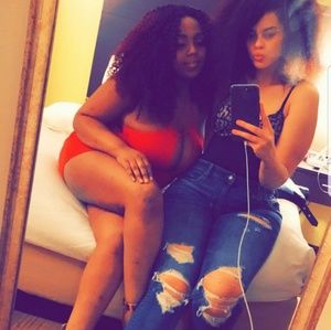 Charlotte russe red dress